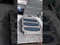 UV 및 열 저항성 반 미끄러지기 고무 발 패드